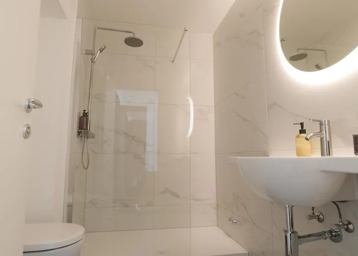 Riverside Mescanka 公寓