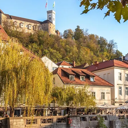 Riverside Mescanka Apartman Ljubljana