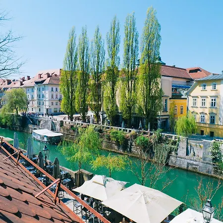 Riverside Mescanka Apartment Ljubljana