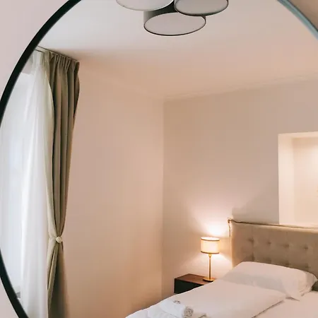 Riverside Mescanka Apartman *