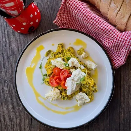 Apartment Riverside Mescanka