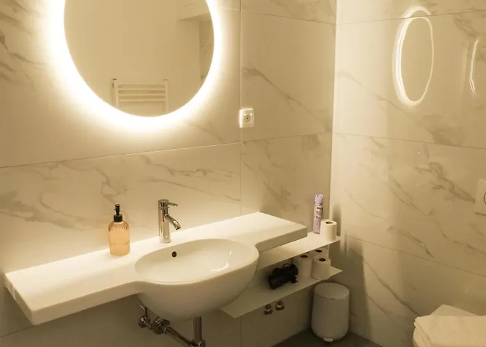 Riverside Mescanka Apartment